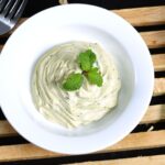 salsa con yogur griega o tzatziki