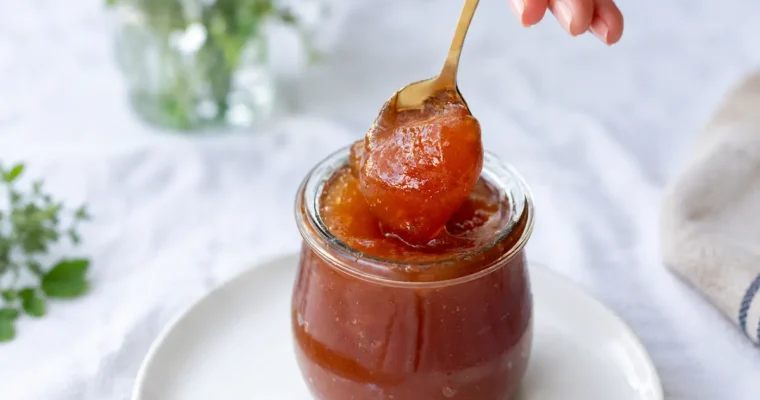 Mermelada casera de naranja con canela