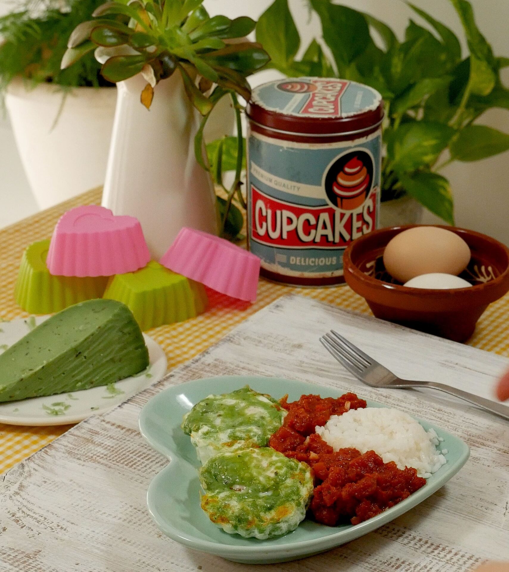 Huevos en airfryer (con moldes de cupcakes)