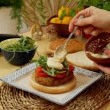 Hamburguesa vegetariana estilo Baba ganush