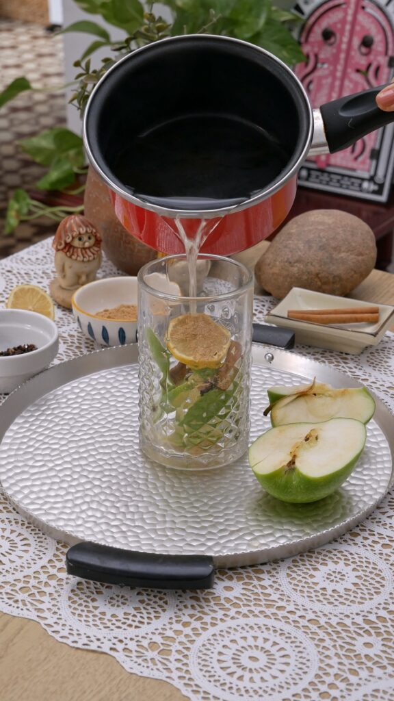 paso a paso preparación de té turco de manzana
